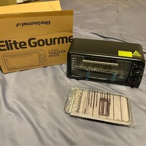 Elite Gourmet 2-Slice Toaster Oven NIB NEVER USED